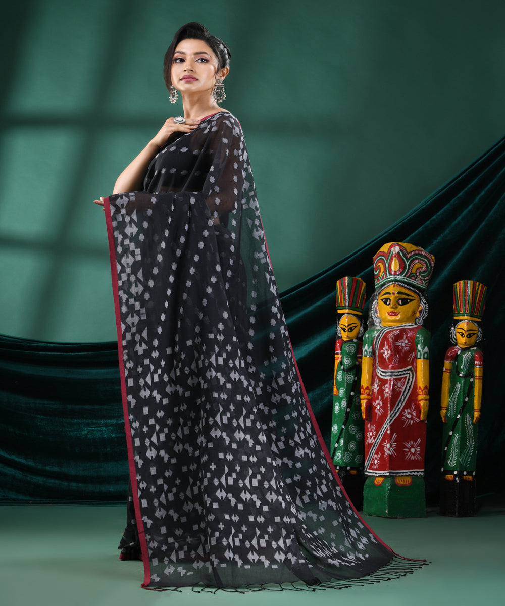 Black offwhite handloom cotton bengal saree