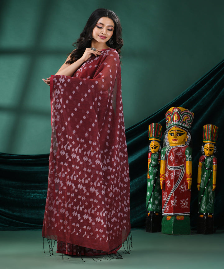 Maroon offwhite handloom cotton bengal saree