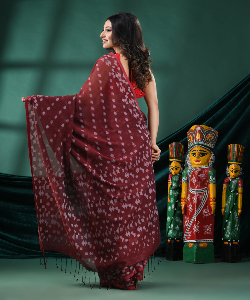 Maroon offwhite handloom cotton bengal saree