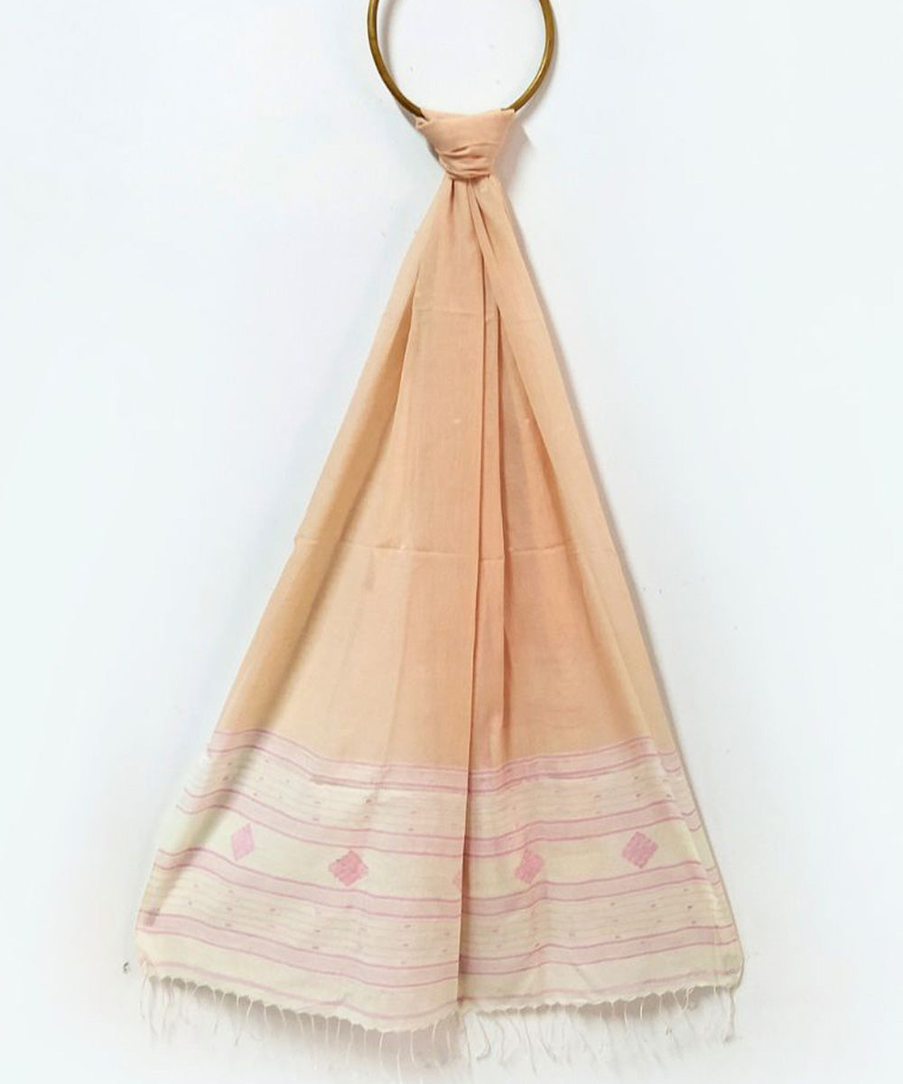 Peach handwoven cotton jamdani stole