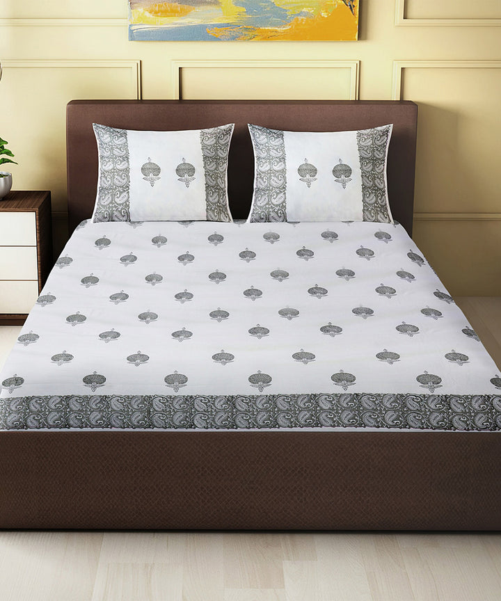 Black offwhite cotton hand block printed king size double bed sheet