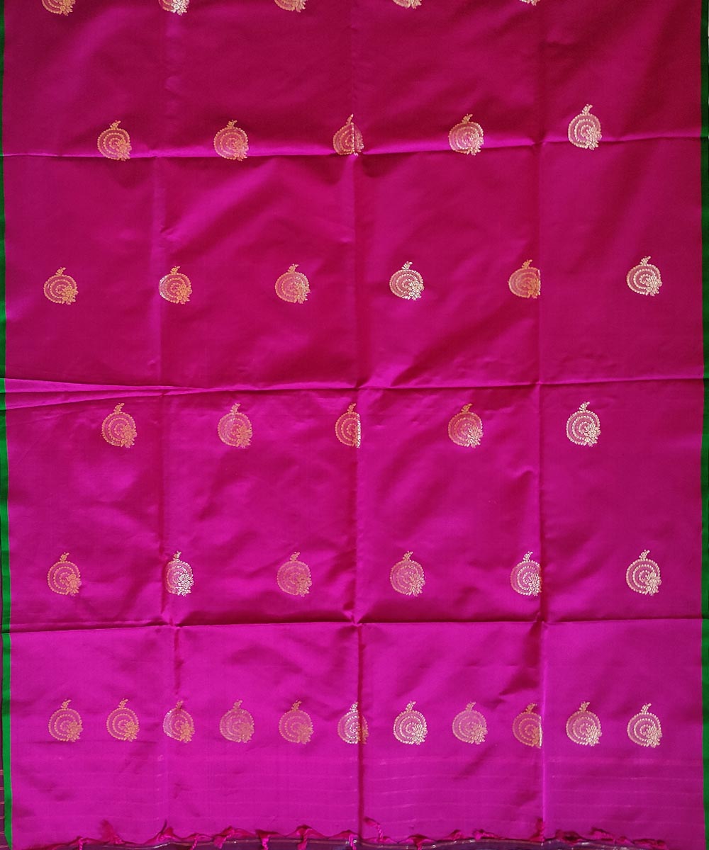 Magenta gold zari motif handwoven silk mubarakpurdupatta