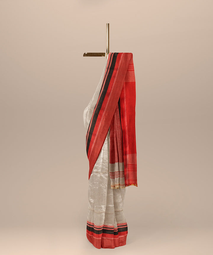 Grey red black handloom cotton bengal saree