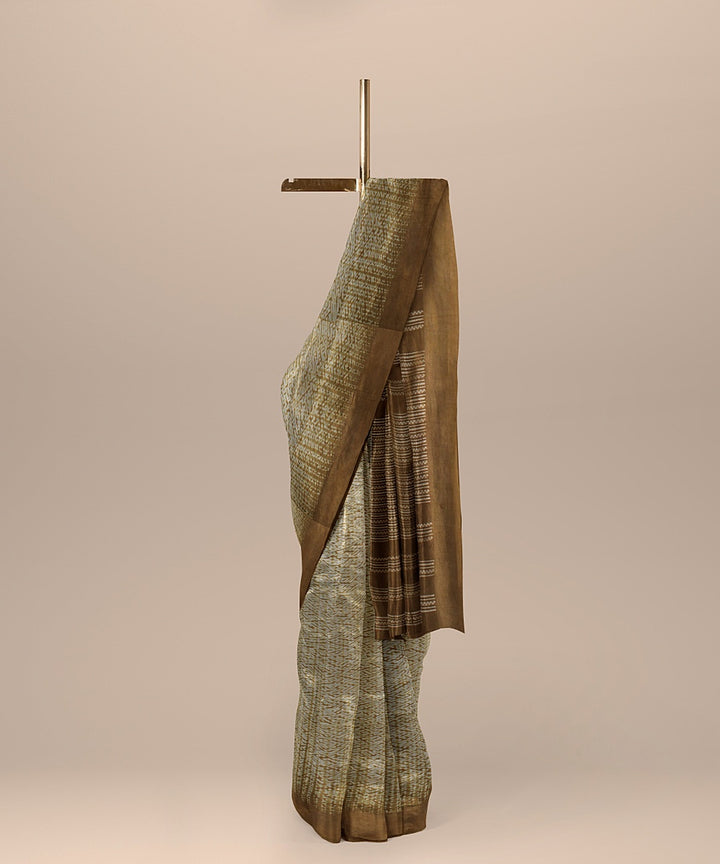 Brown white handloom bengal cotton saree