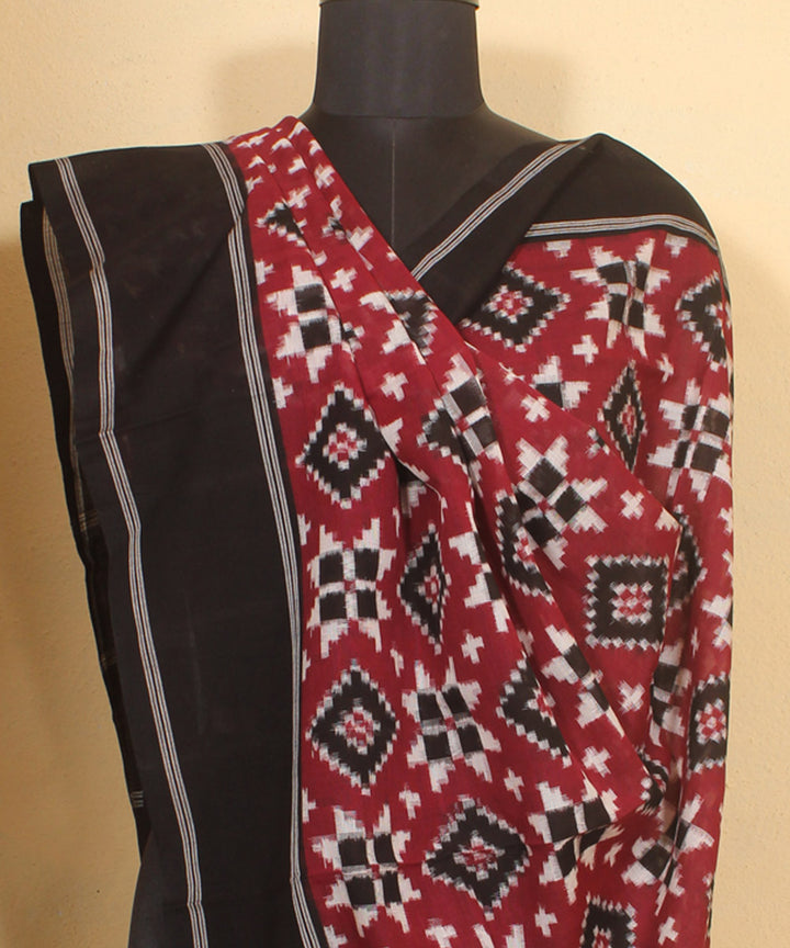 Maroon black white handwoven cotton pochampally double ikat dupatta