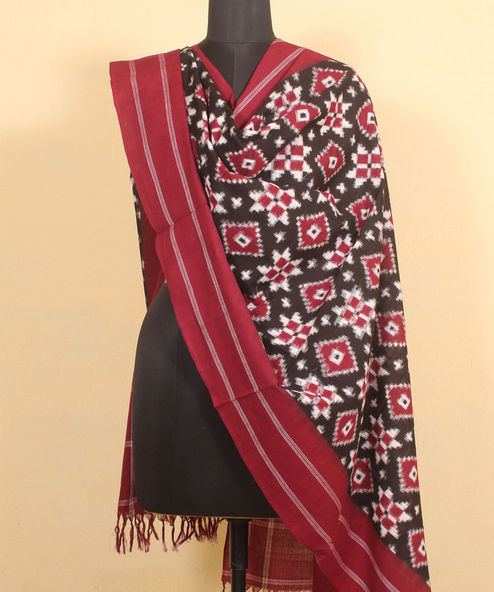 Maroon black white handwoven pochampally double ikat cotton dupatta