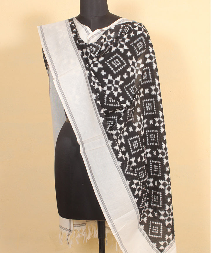 Black offwhite handwoven cotton pochampally double ikat dupatta