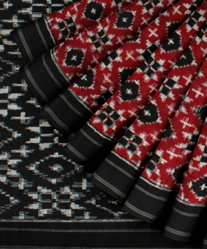 Red black teliarumal cotton handloom pochampally ikat saree