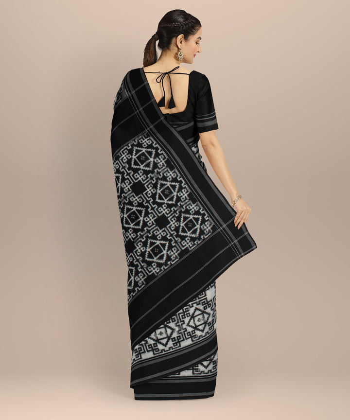 Black off-white teliarumal handloom pochampally ikat cotton saree