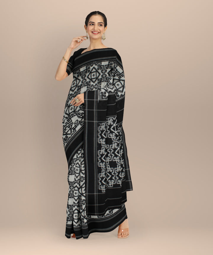 Black off-white teliarumal handloom pochampally ikat cotton saree