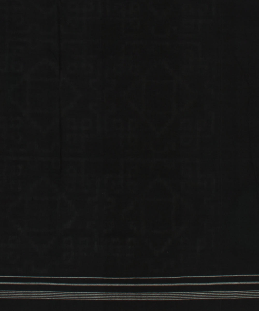 Black off-white teliarumal handloom pochampally ikat cotton saree