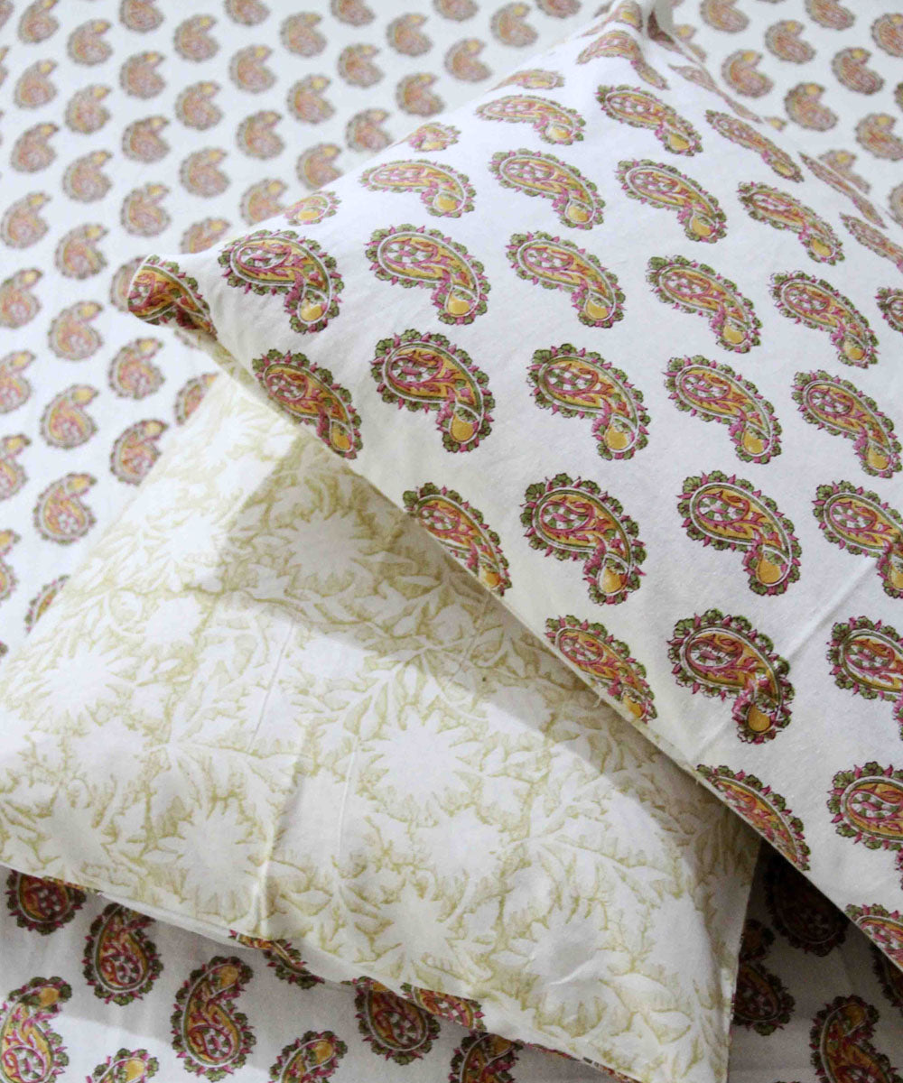 Maroon white hand block printed cotton king size bedsheet
