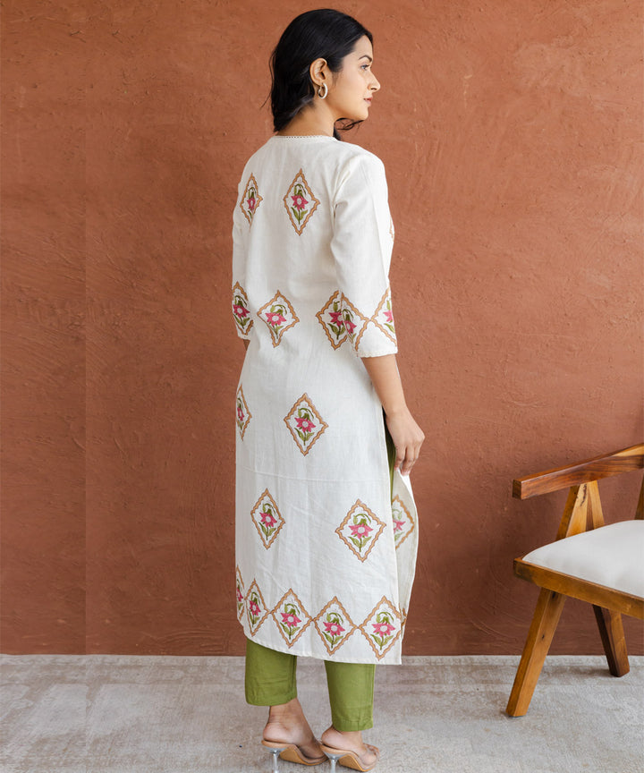 Pink floral hand block printed buta kurta on off-white