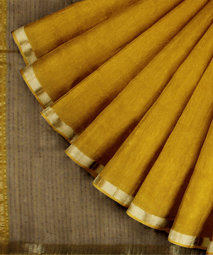 Yellow zari border cotton silk handwoven maheshwari saree