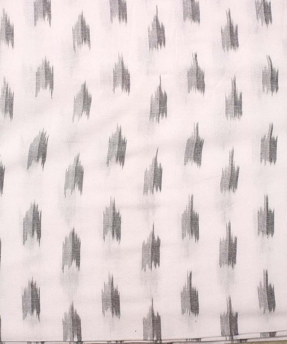 2.5 m Offwhite handloom cotton pochampally ikat fabric