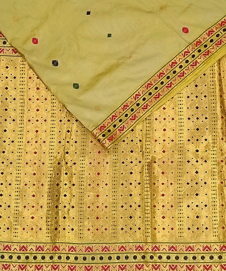 Yellow golden silk handwoven assam saree