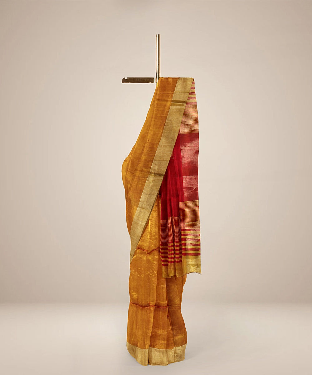 Orange red pallu handloom karnataka silk saree