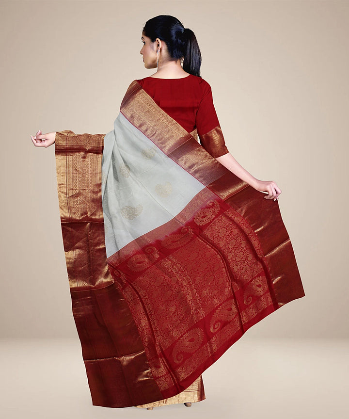 Beige red pallu handloom silk karnataka saree