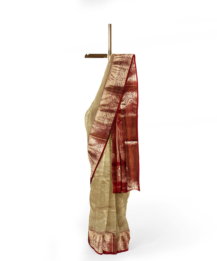 Beige red pallu silk handloom karnataka saree