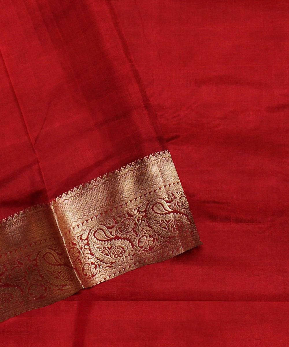 Beige red pallu silk handloom karnataka saree