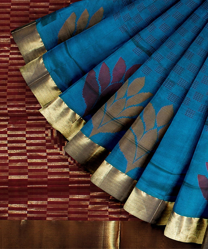 Cyan blue red pallu karnataka handloom silk saree