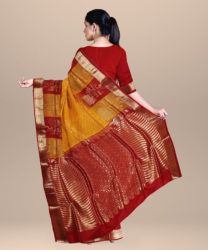 Orange red pallu karnataka silk handloom saree