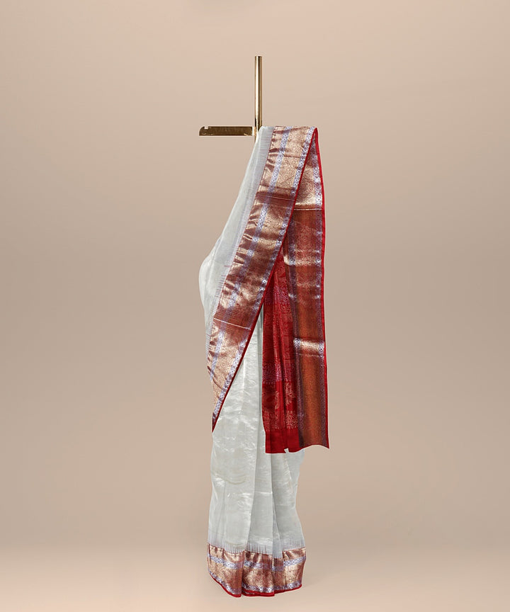 Cream red pallu handloom silk karnataka saree