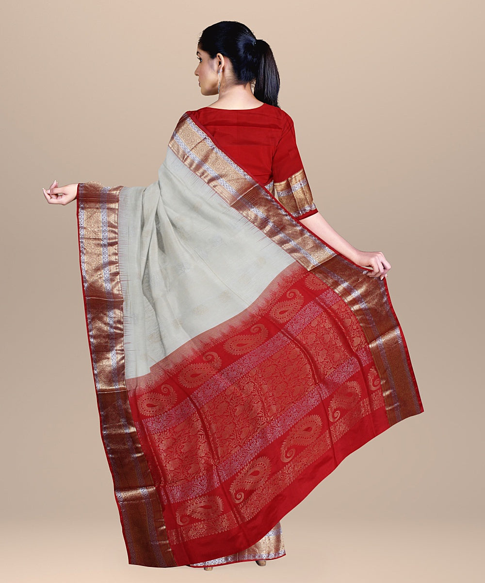 Cream red pallu handloom silk karnataka saree