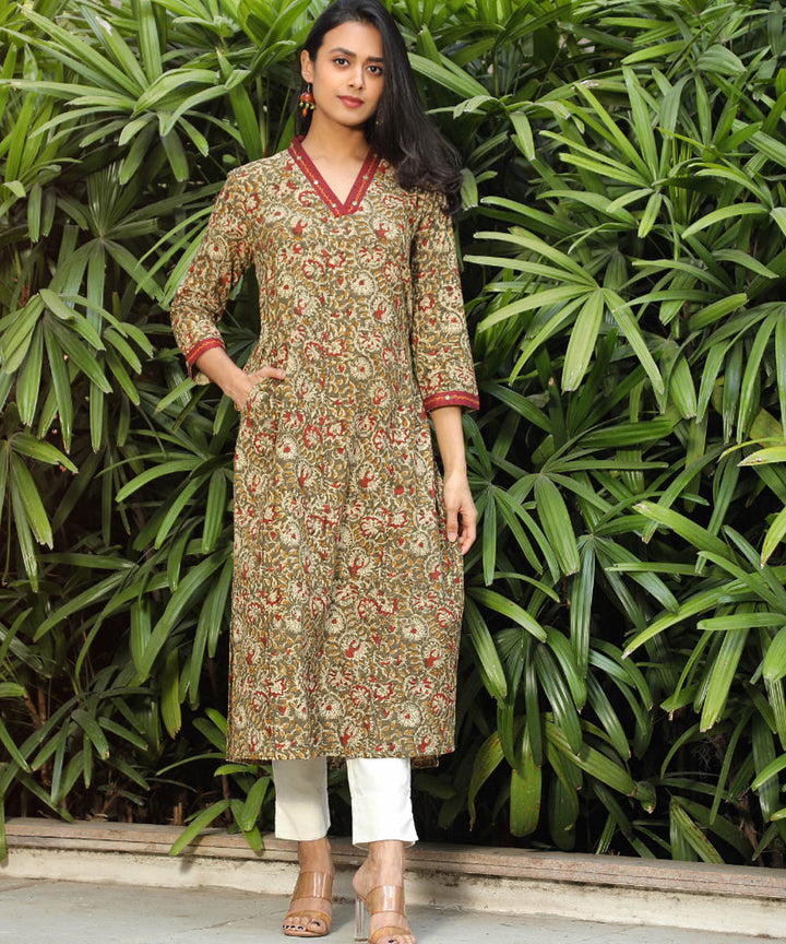 Green kalamkari overlapped v collar kurta