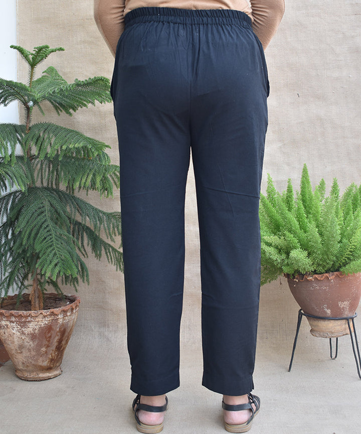 Black handwoven mangalgiri cotton pant