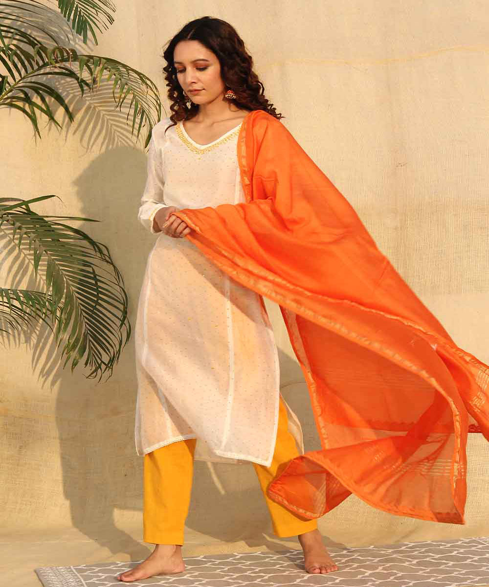 Offwhite orange dot hand block printed chanderi silk kurta set of -3