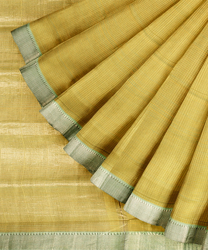Yellow handwoven mangalagiri cotton saree