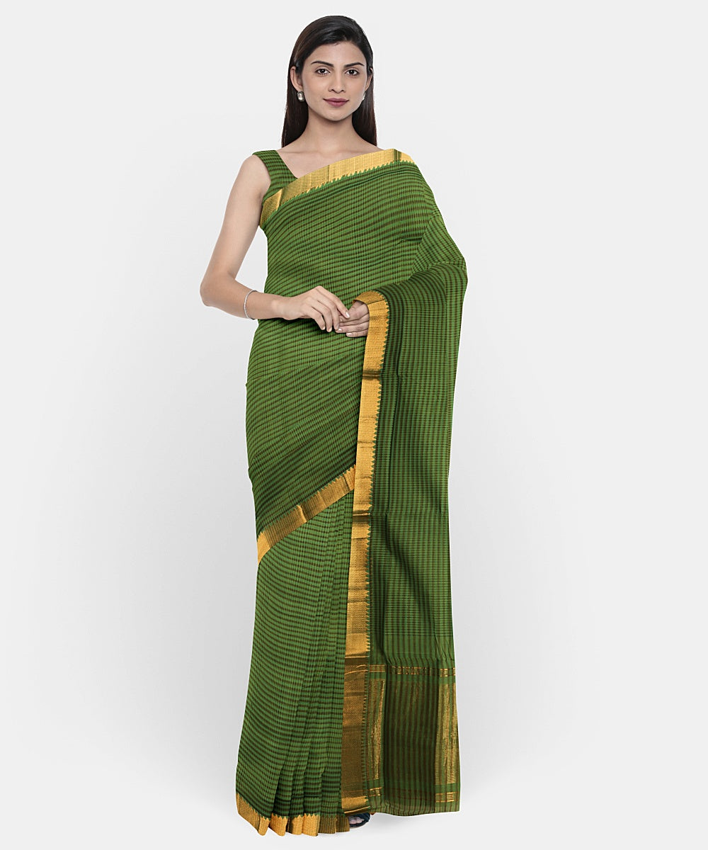 Dark green handwoven mangalagiri cotton saree