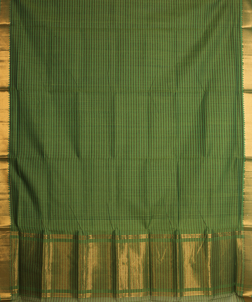 Dark green handwoven mangalagiri cotton saree