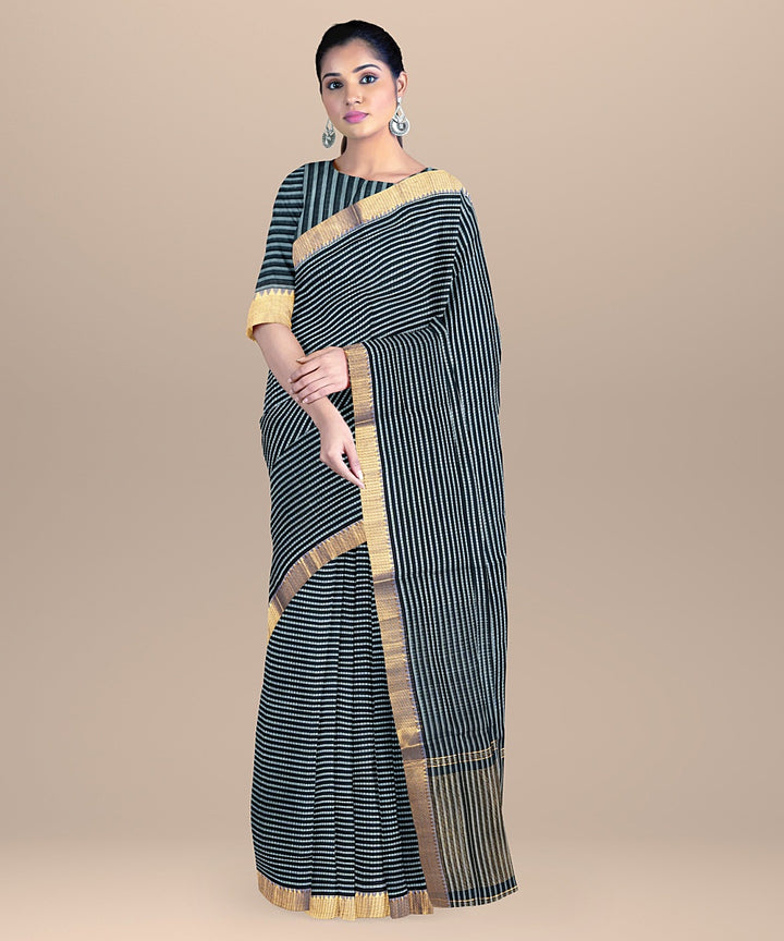 Dark green mangalagiri handwoven cotton saree