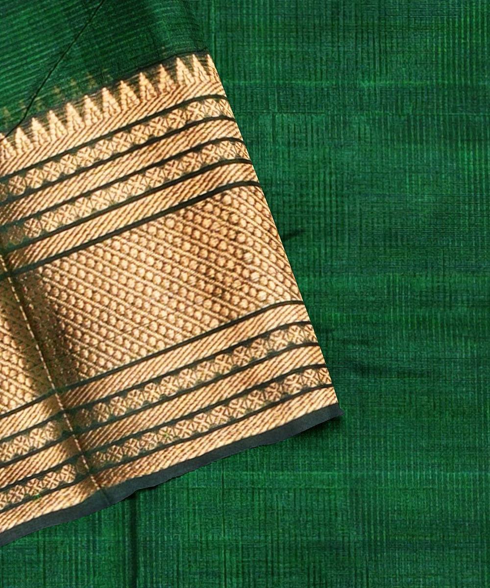 Dark green mangalagiri handwoven cotton silk saree