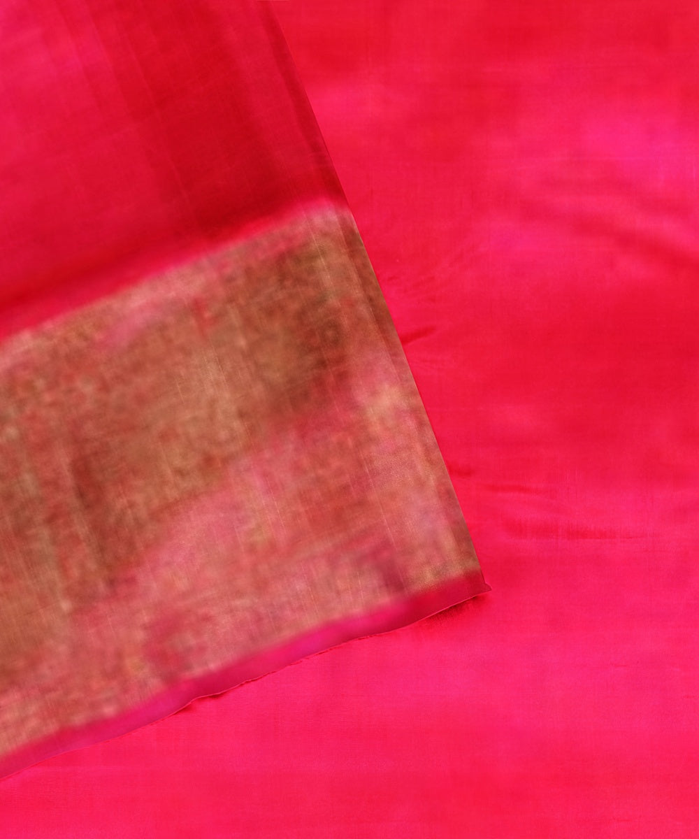 Pink handwoven pochampally ikat silk saree