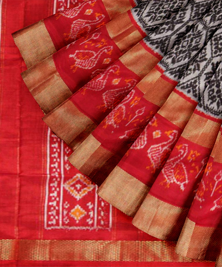 Grey pink handwoven pochampally silk ikat saree