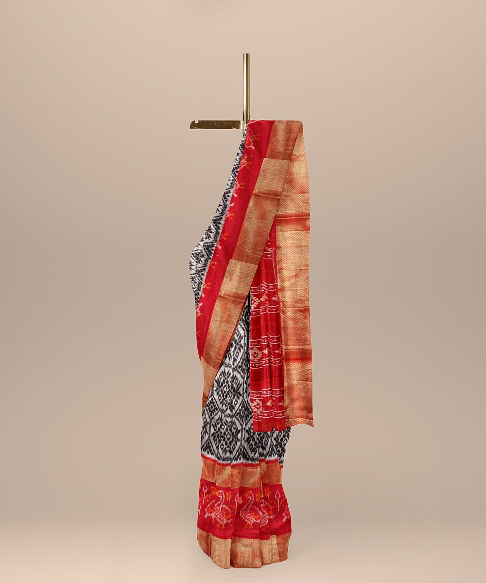 Grey pink handwoven pochampally silk ikat saree