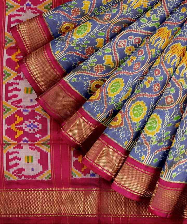 Grey pink handwoven pochampally ikat silk saree