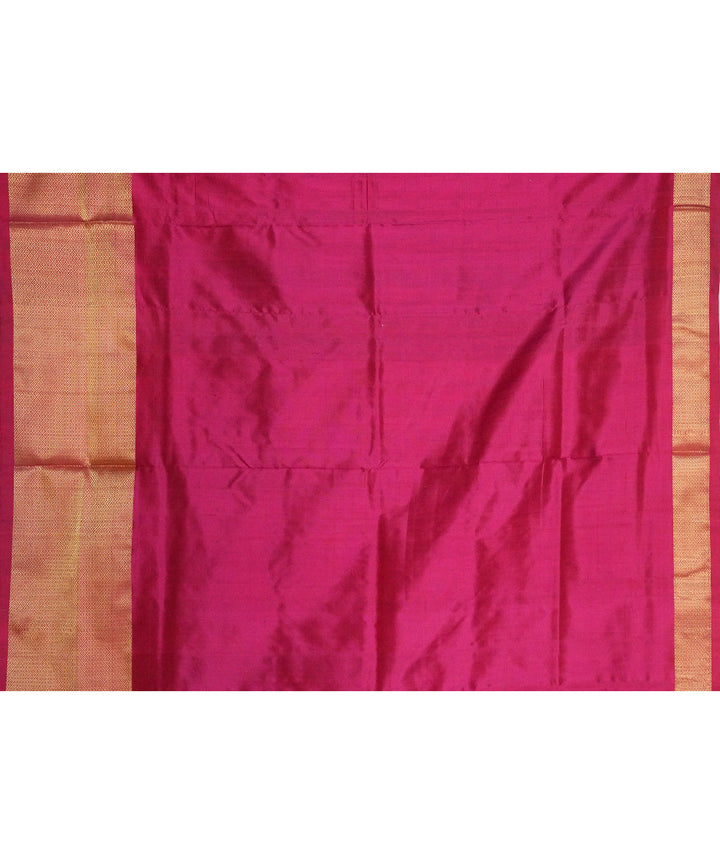 Black pink handwoven pochampally ikat silk saree