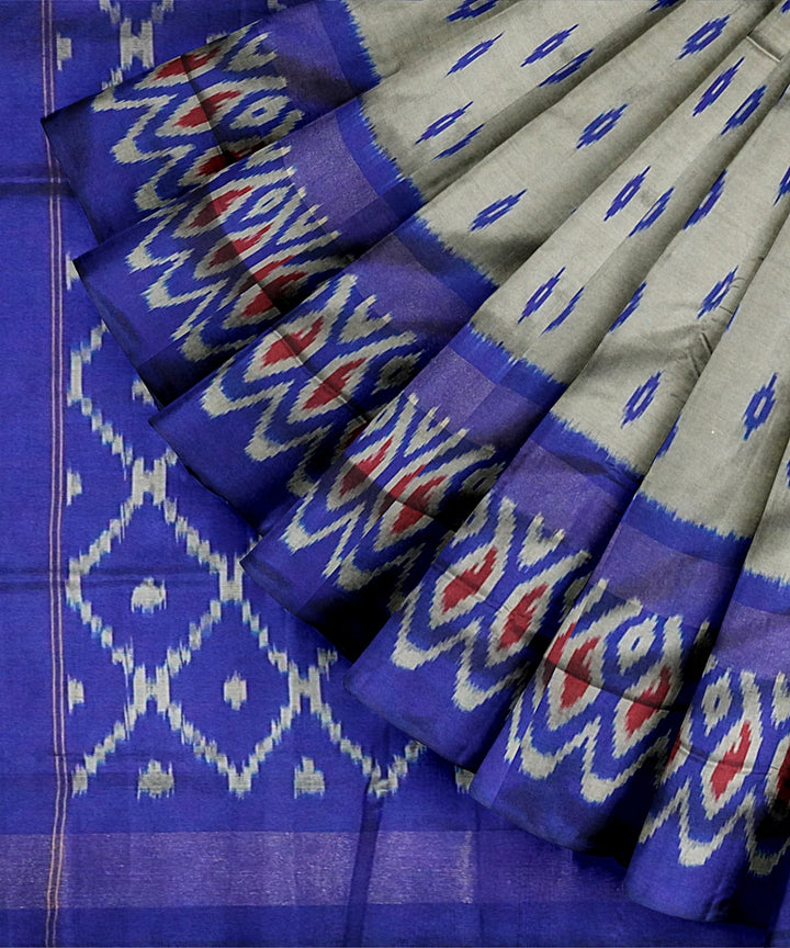 Cream blue handwoven pochampally ikat silk saree