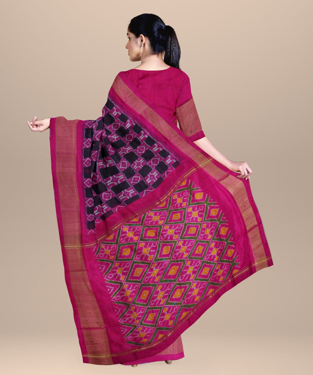 Black pink handwoven pochampally ikat silk saree