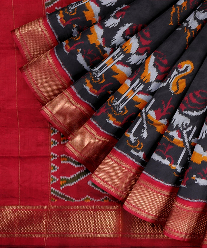 Black red handwoven pochampally ikat silk saree