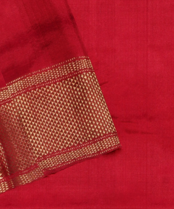 Black red handwoven pochampally ikat silk saree