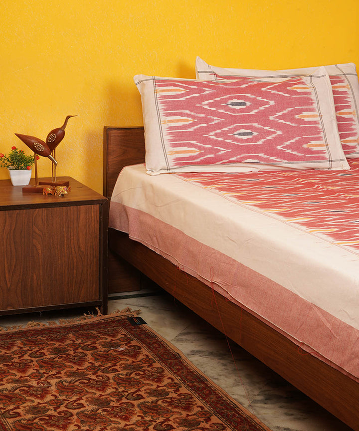 Pink offwhite handloom pochampally ikat cotton bedsheet