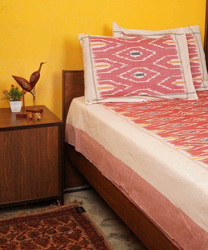 Pink offwhite handloom pochampally ikat cotton bedsheet