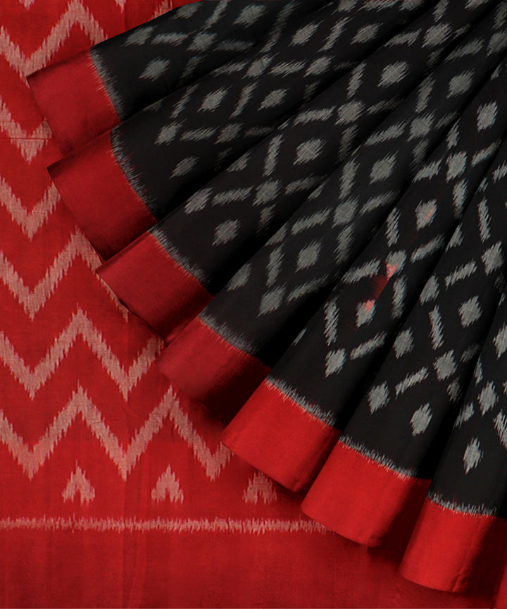 Black red handloom pochampally ikat cotton saree