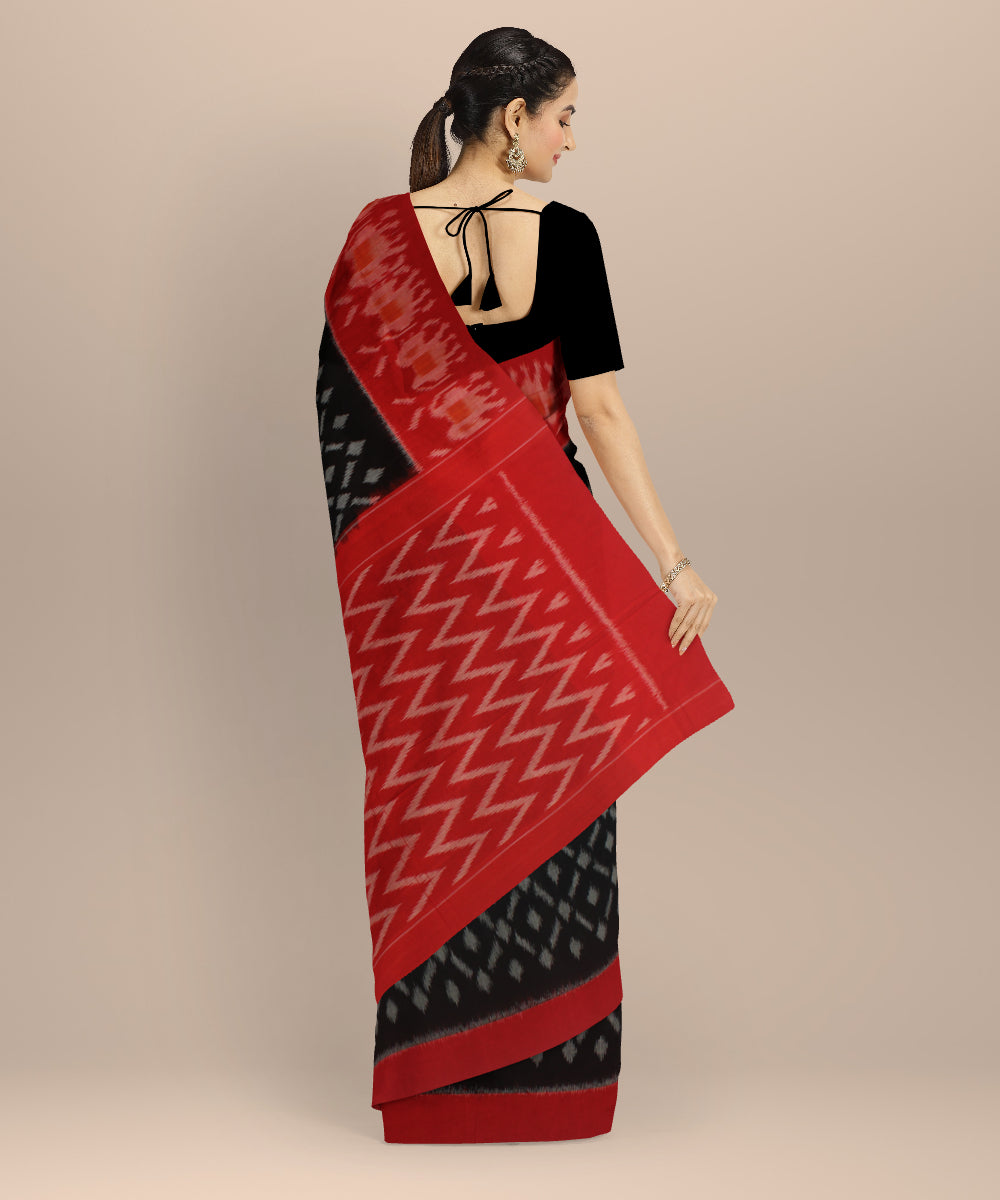 Black red handloom pochampally ikat cotton saree