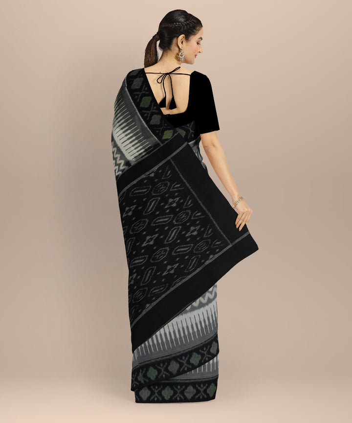 White black pochampally ikat cotton handloom saree
